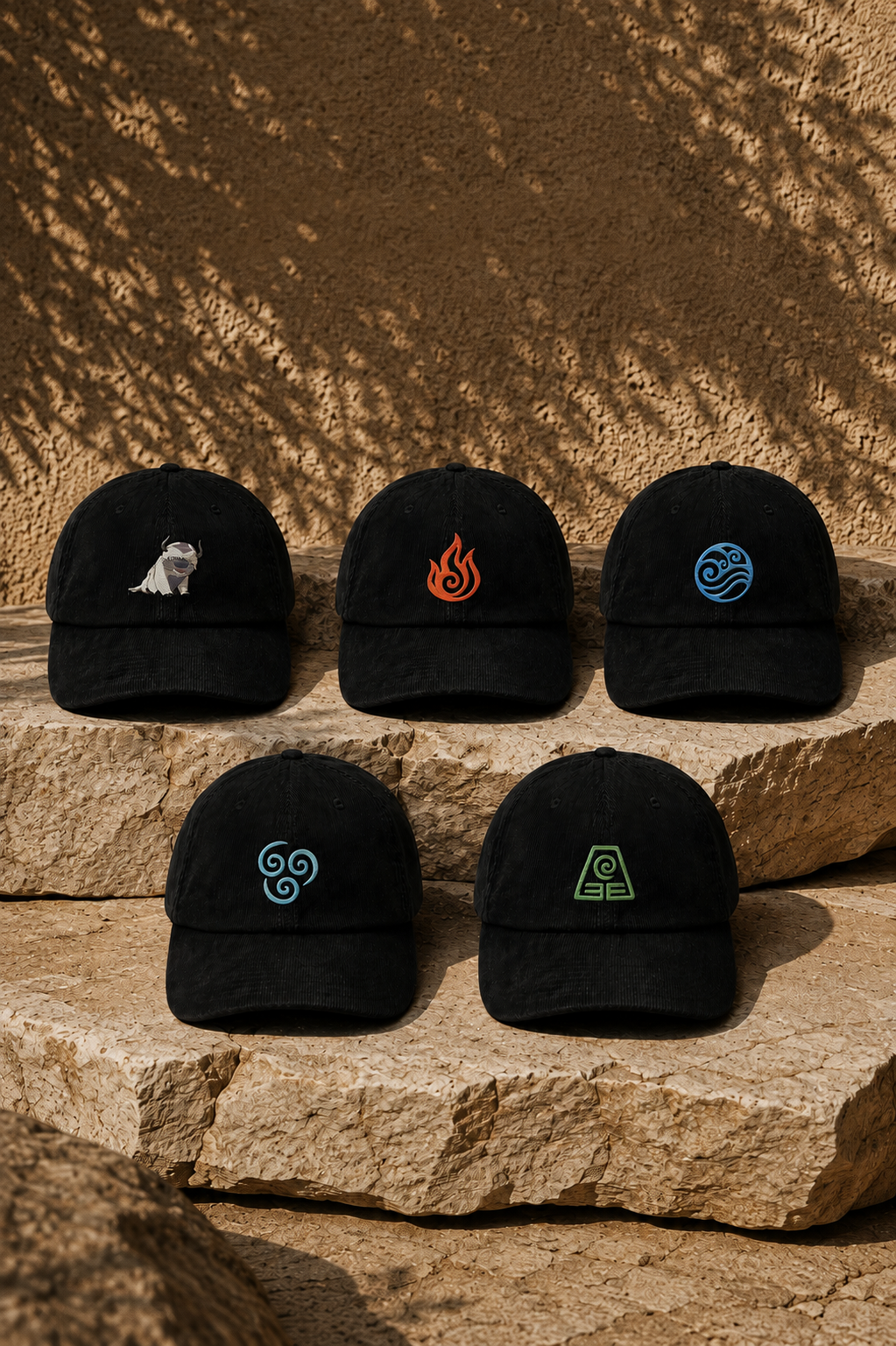 Elements. Kollektion mit bestickten Cord-Caps